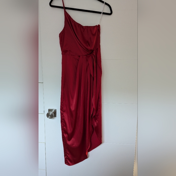 Red One Shoulder Cocktail Midi Dress from Lulu's - Picture 7 of 7